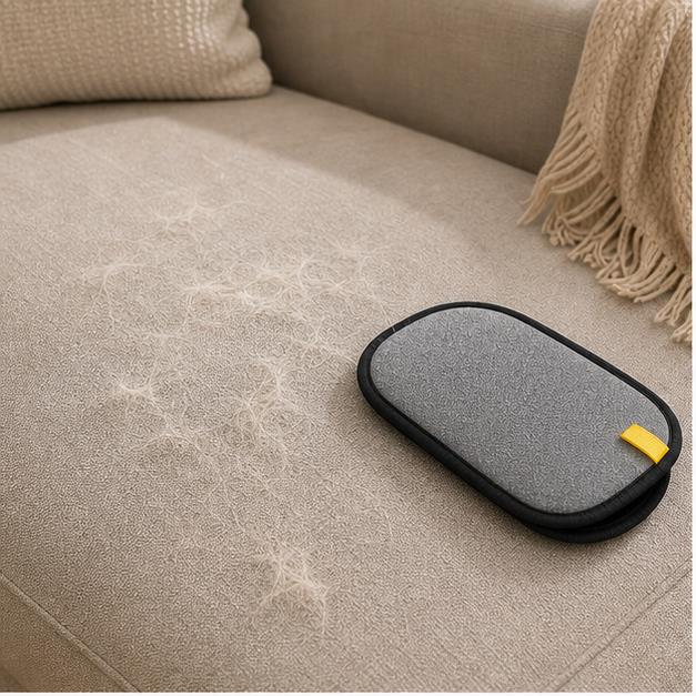 Pet hair remover glove for sofas