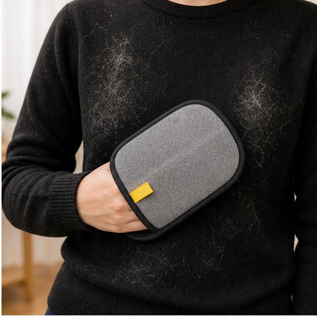 Pet hair remover glove for clothes